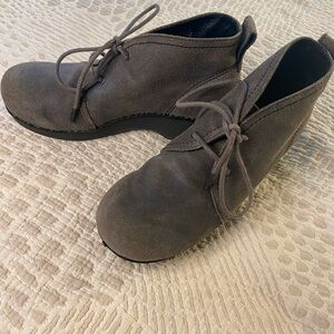 DANSKO LUCILLE GRAY LACE UP PLATFORM OXFORDS 38